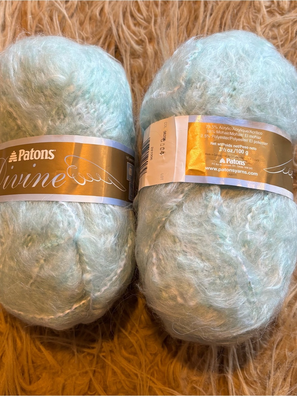 Divine Patons Mohair Blend Frosted Green Yarn 5 Bulky Rare Find New